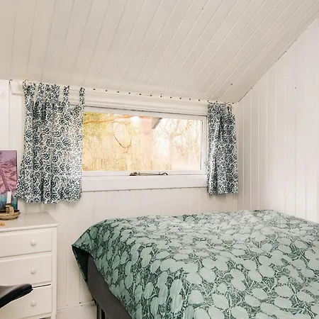 Tranquil Haven In - By Traum