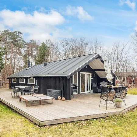 Tranquil Haven In - By Traum בית נופש Knebel